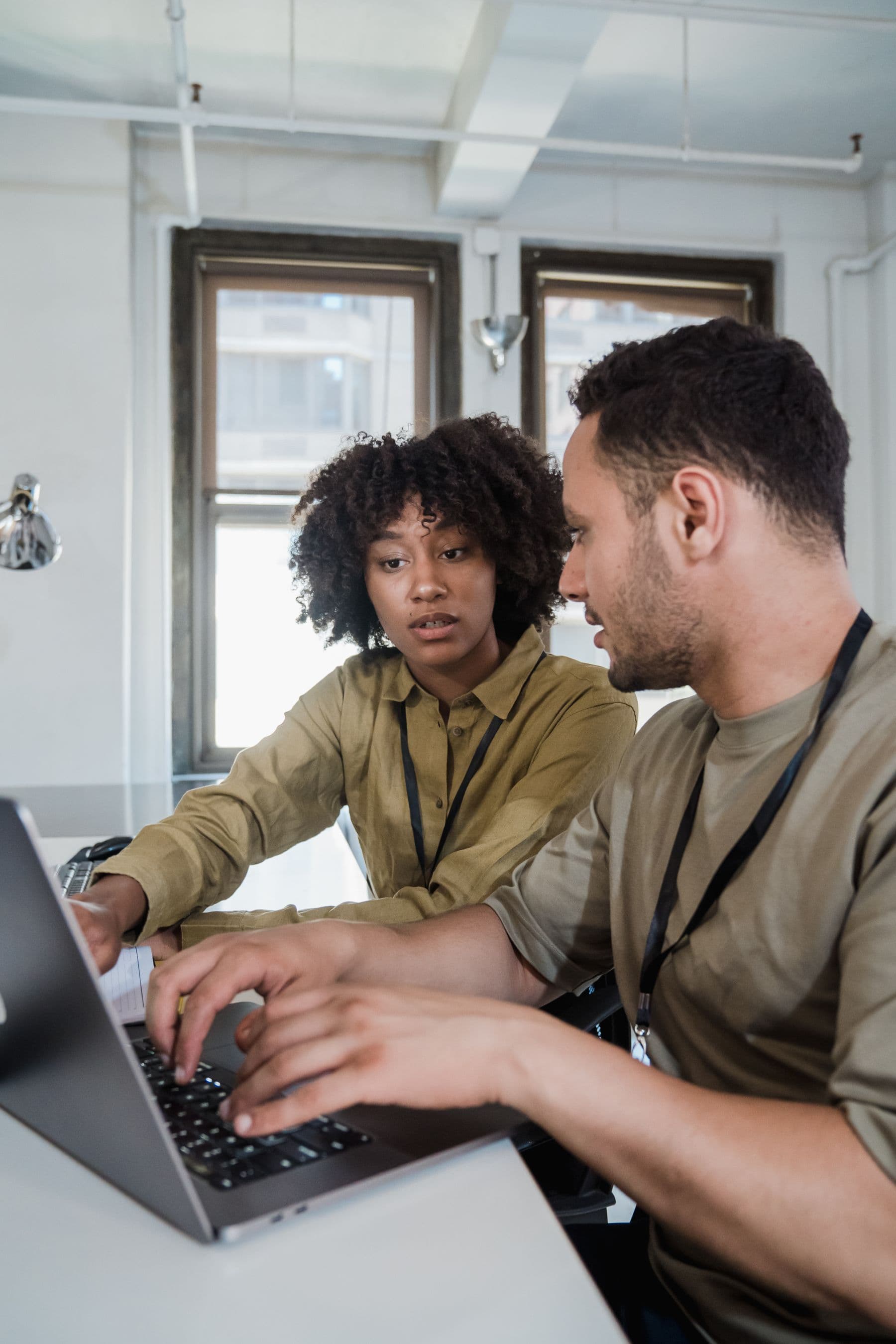 Technologie entwickeln, die menschliche Fähigkeiten erweitert. Lethavia verbindet Lösungsdesign, Softwareentwicklung und Produktdenken mit einem Ziel: Technologie nützlicher, verständlicher und langlebiger zu machen.